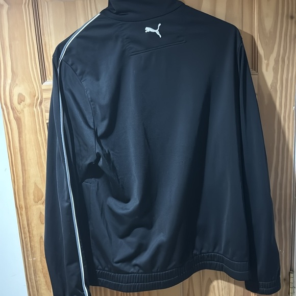 Puma Lightweight Men’s Jacket Size M US Excellent condition - Picture 2 of 3